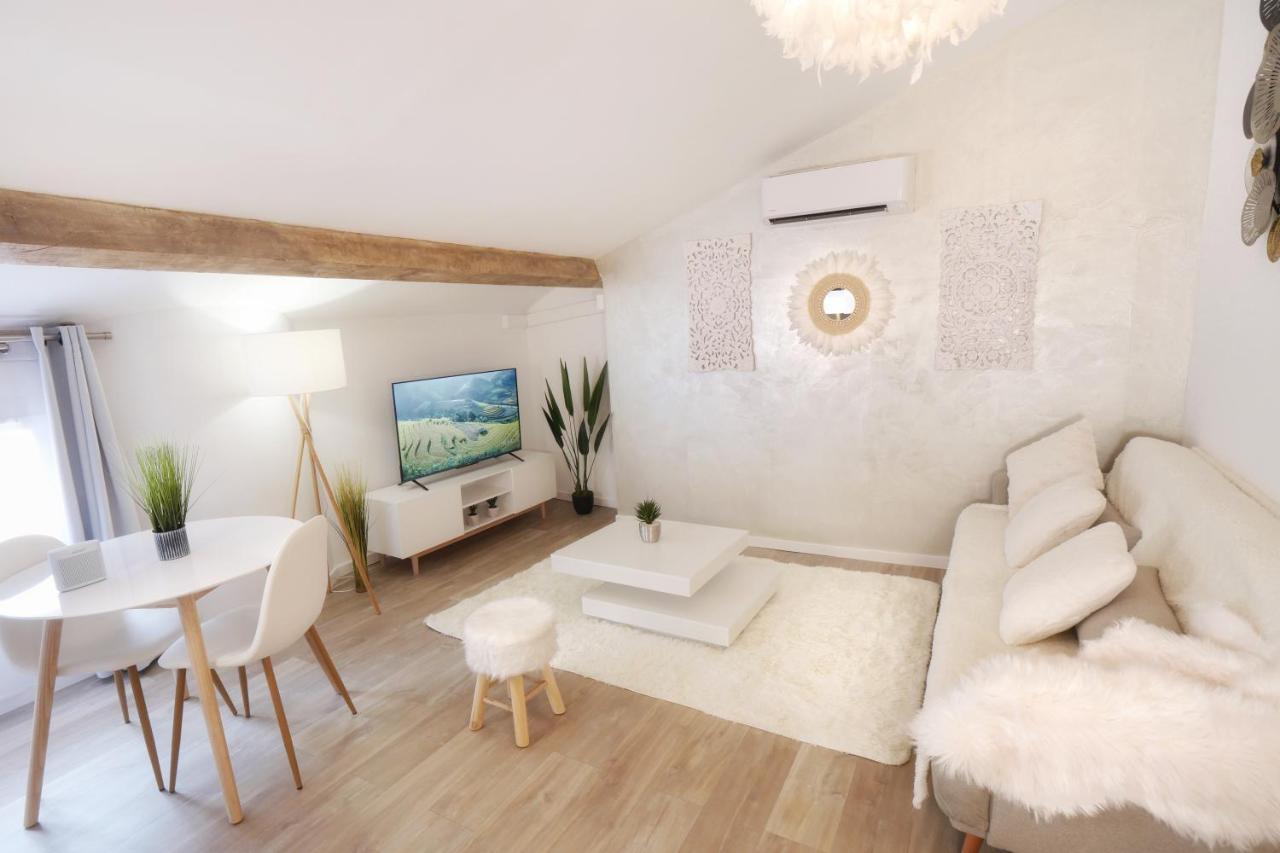 Appartements Premium En Hyper Centre Ville Brignoles Bagian luar foto