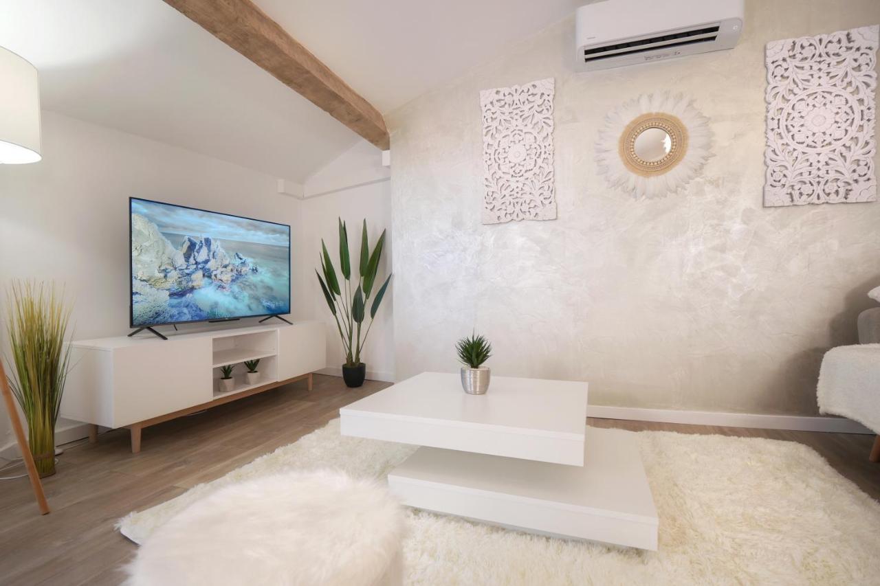 Appartements Premium En Hyper Centre Ville Brignoles Bagian luar foto